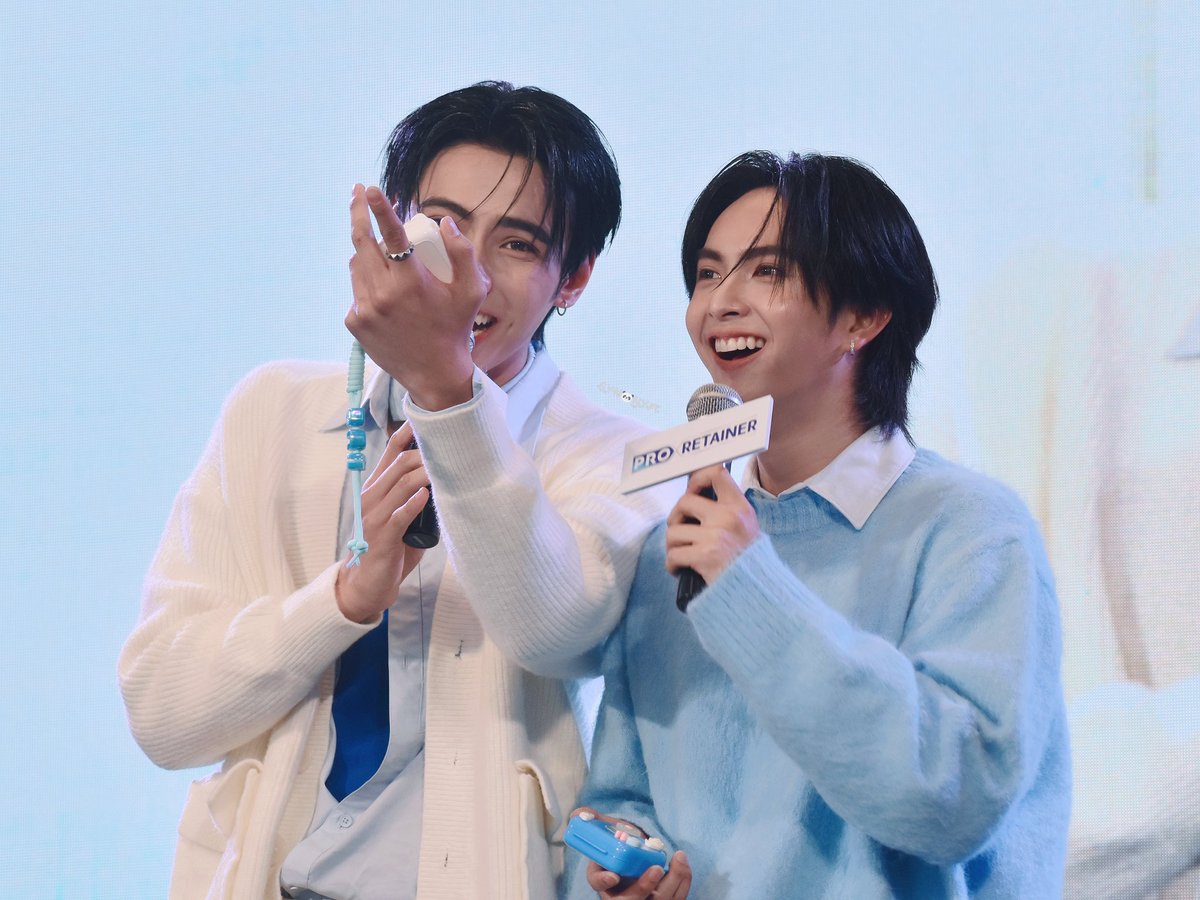 synonym_snn's tweet image. น่ารักสดใสจัง~ คถละ! 🤍🩵💙

POLIDENT X PEEMWASU COPPER   
#เคลียร์รีมั่นใจแบบโปรxBUS
#PEEMWASU #COPPERdechawat