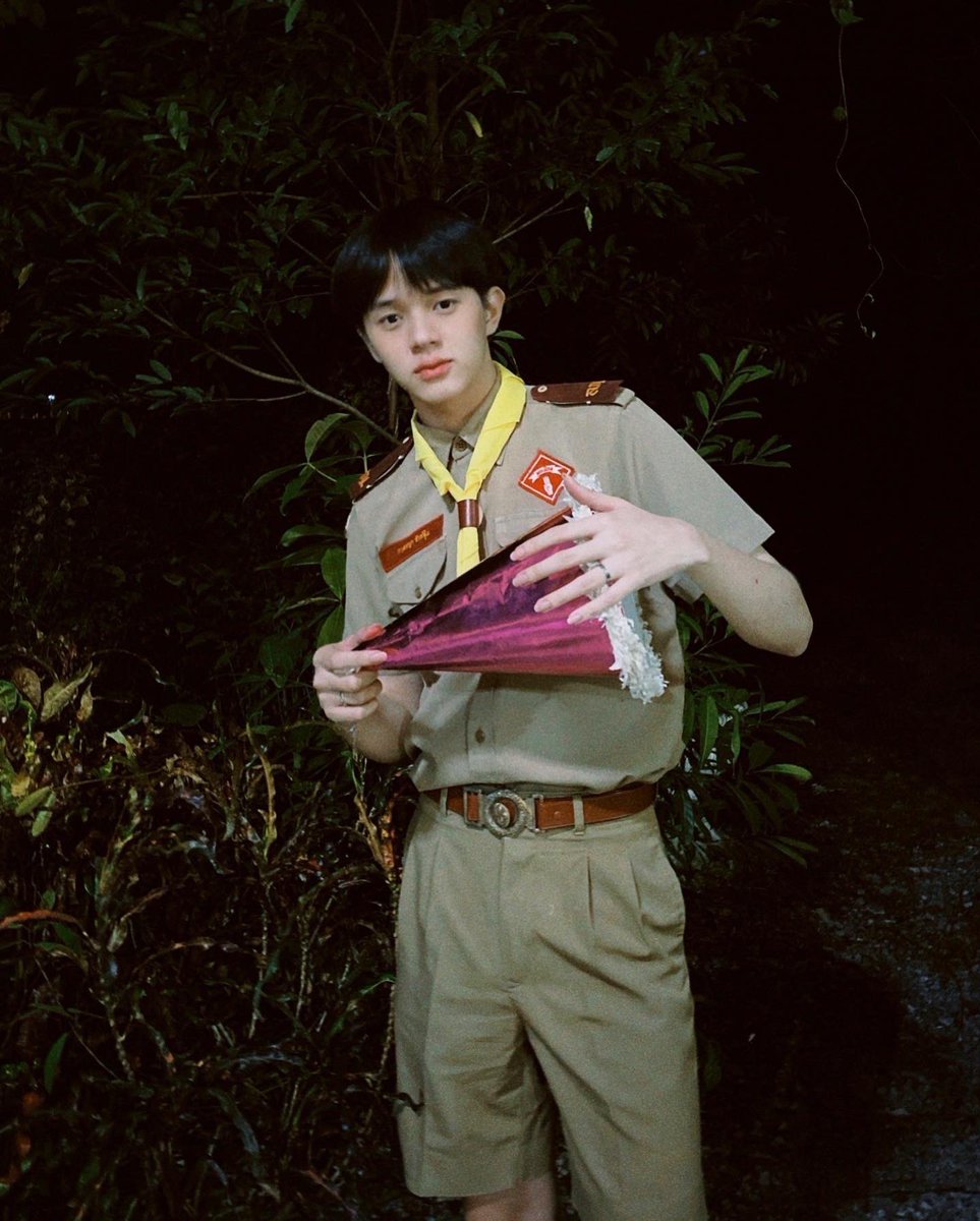 ณิชชอบจัดดอกไม้เฉย ๆ 🌷 tweet media