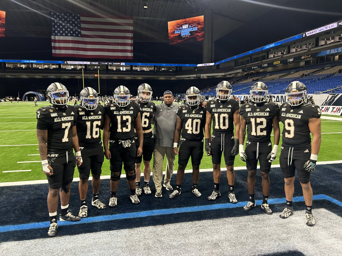 South Pointe Football tweet media