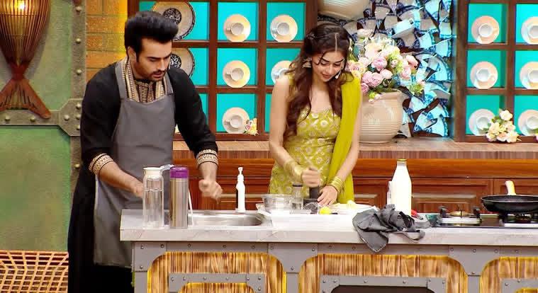 A quiet, ruhaani moment in all the chaos 🤍
Some connections feel calm, warm, and deeply felt 🥰🥰
Vivi × Eisha 🫶

#VivianDsena #VDians
#EishaSingh 
#LaughterChefs3 
#LaughterChefs