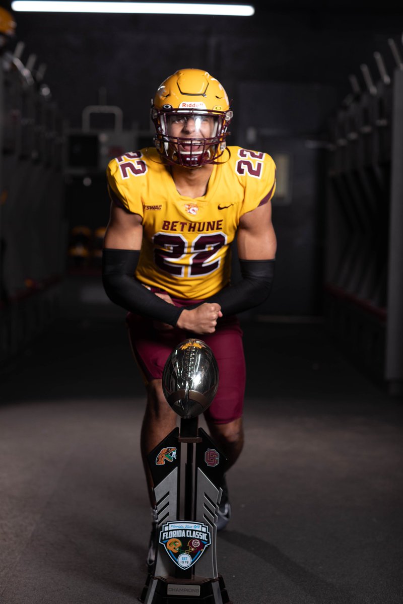 dashawncarter21's tweet image. MVFC➡️SWAC

COMMITTED 🫰🏽
@CoachWoodie @CoachColey35