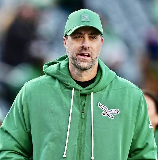 _TheEagleTimes's tweet image. For the first time since 2020 no Eagles offensive player was named All-Pro.