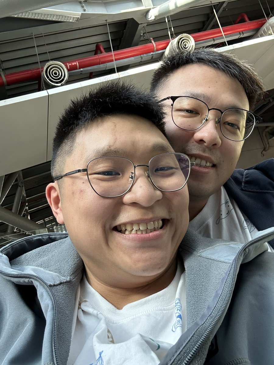 好像默默的就500個了，未來還會持續放閃的