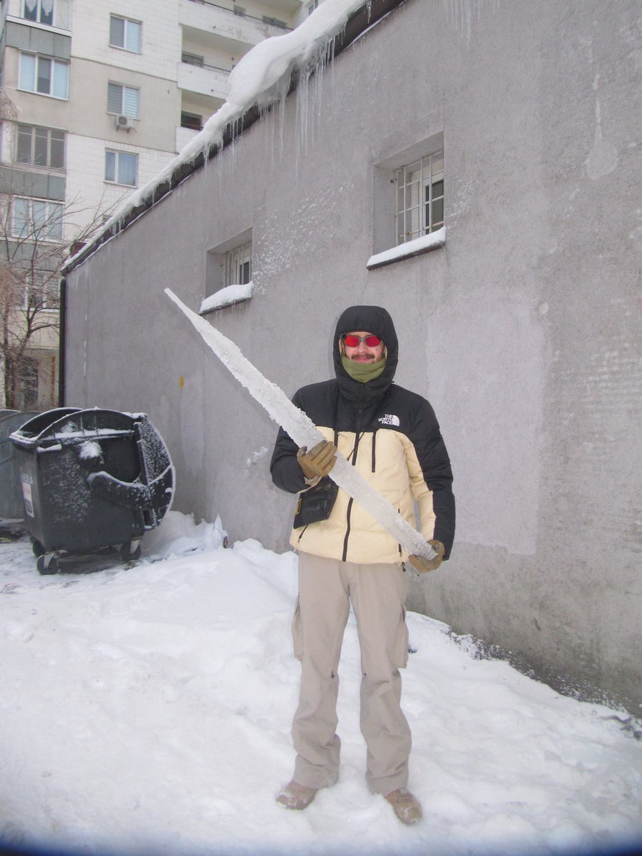 Дивіться яку бурульку вполювали