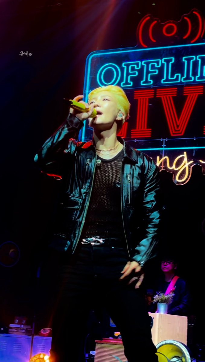 bbaackbbaack's tweet image. HBD 후니💙💙

보정 하나도 안한 폰카 승훈!!😉

#ThisBirthdayThatSeunghoon 
#이승훈_존재가_선물훈
#이승훈 #위너 
@official_hoony_