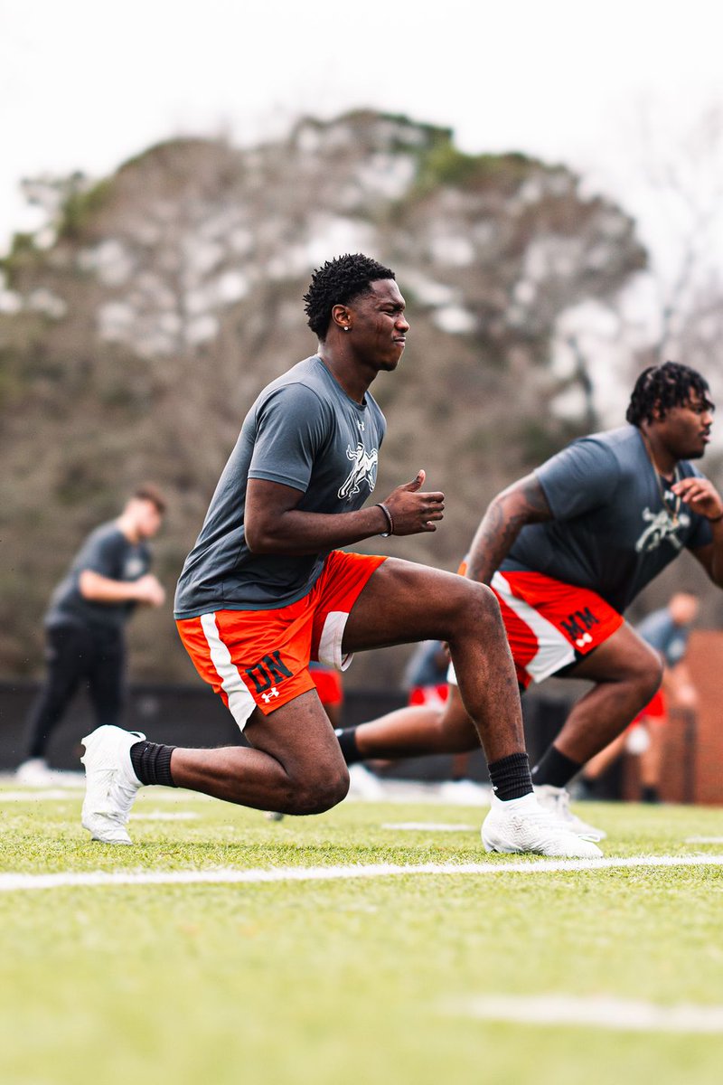 GoCamelsFB's tweet image. Back to work.

#FightAsONE | #RollHumps 🐪🏈