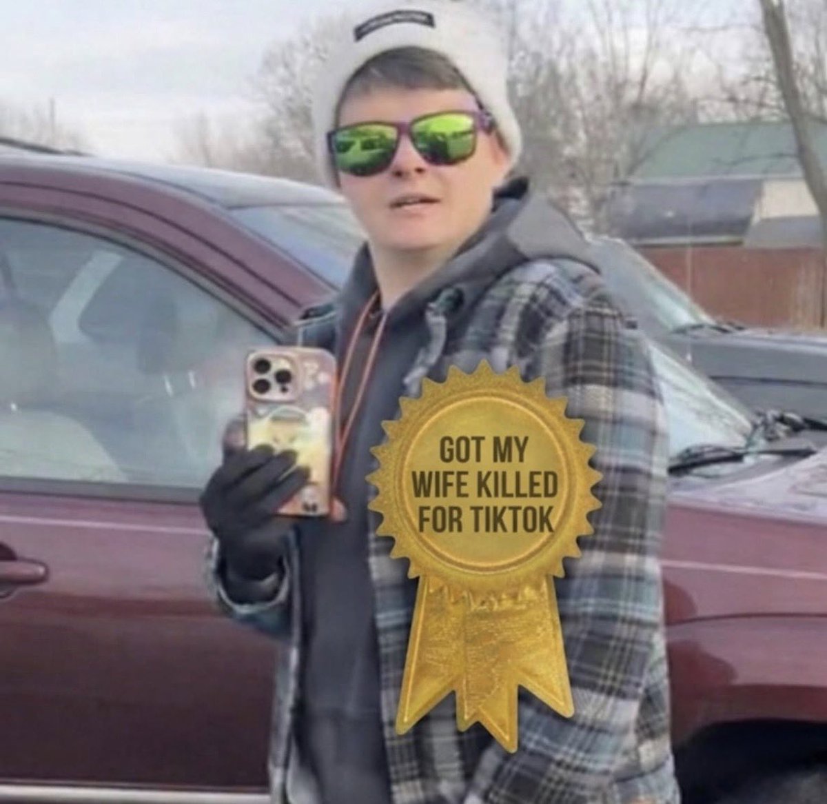 punditOcrat's tweet photo. He wasn’t in the path of #ReneeGood’s car until she reversed and aimed directly at him. he correctly judged she was about to run him over…!
Arrest #BeccaGood for manslaughter https://t.co/o0WtdexkQE