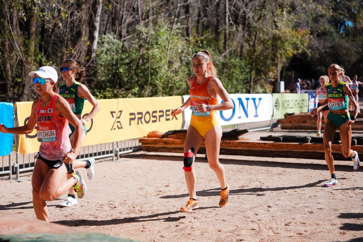 🔥 ¡MARÍA FORERO, DE QUÉ PLANETA VINISTE!

🔝14ª en el Mundial de cross

🆕 Mejor resultado de una 🇪🇸 en un Mundial de cross desde Rocío Ríos (13ª en 2003)

🇪🇺 Mejor Europea en #Tallahassee2026 

¡Enhorabuena!

 #WorldCrossCountry #PasiónPorCompetir 
📊 bit.ly/49c3d9E