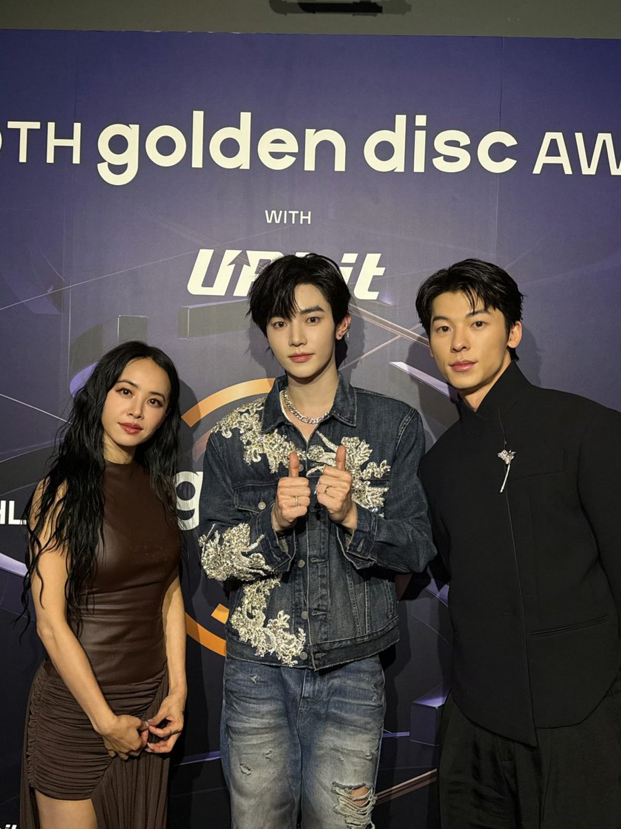 260110 제로베이스원 웨이보 업데이트 #장하오 

허광한 채의림이랑