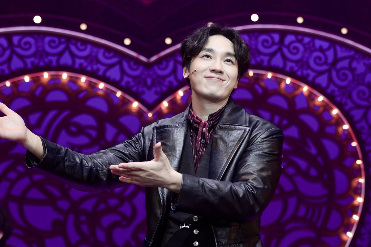 260110 뮤지컬 물랑루즈💃🕺🏼 #커튼콜
📸 온세상에 외쳐봐 이서쿤미남 

-
#이석훈