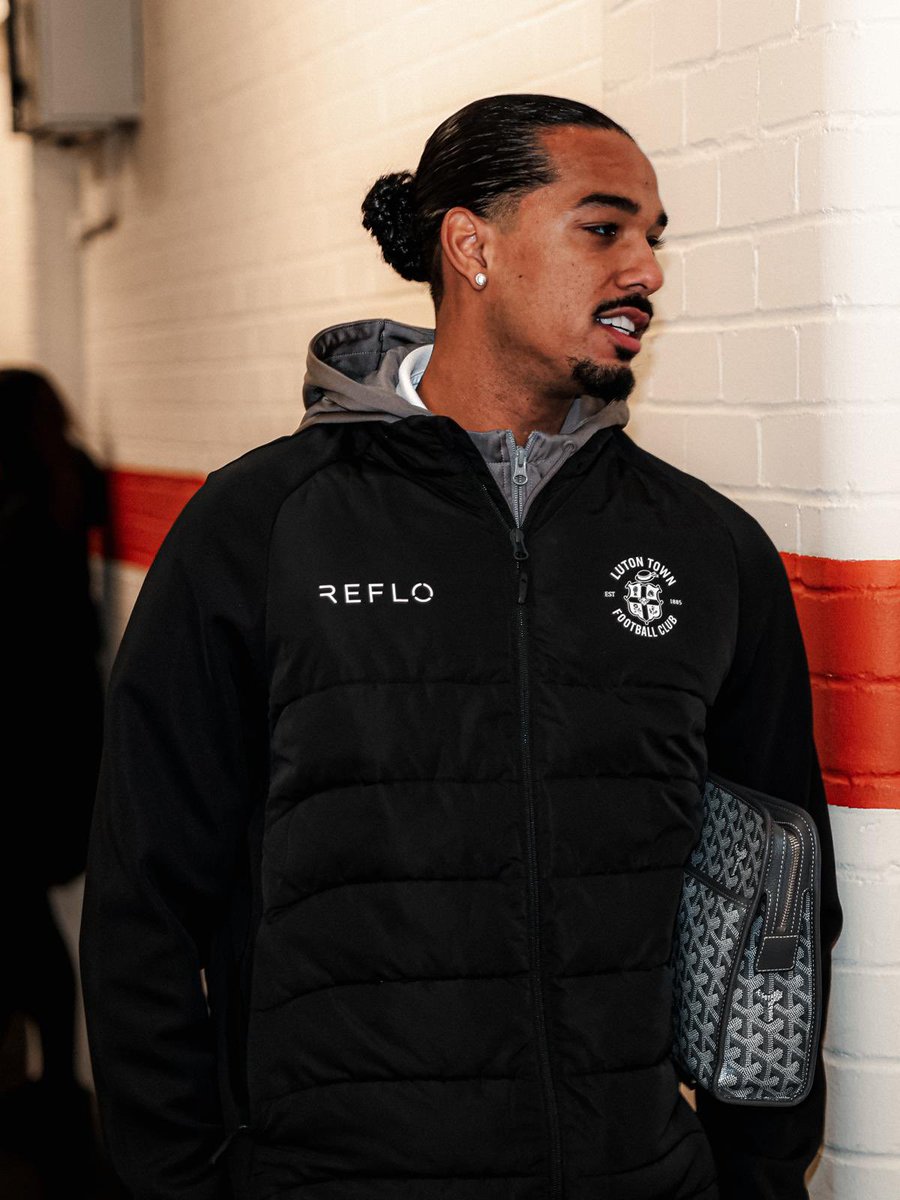 Nigel Cello Lonwijk tweet media