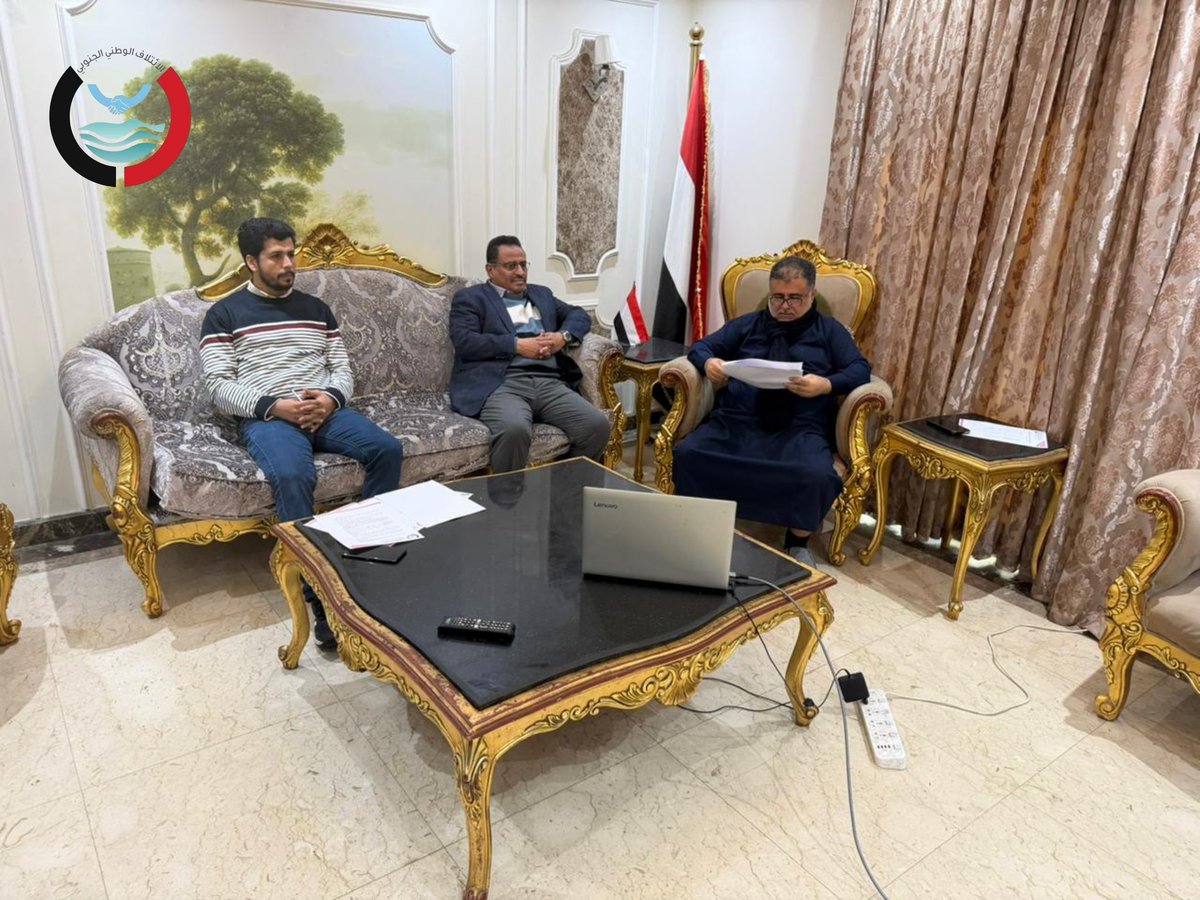 SouthernCoalit1's tweet photo. العيسي يرأس اجتماعاً طارئاً لهيئة رئاسة الائتلاف الوطني الجنوبي
https://t.co/Fvt638a5Yf https://t.co/08HPtl57vq