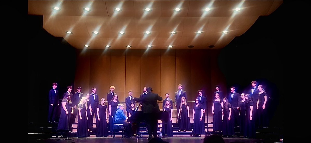 Mountain Ridge tweet media