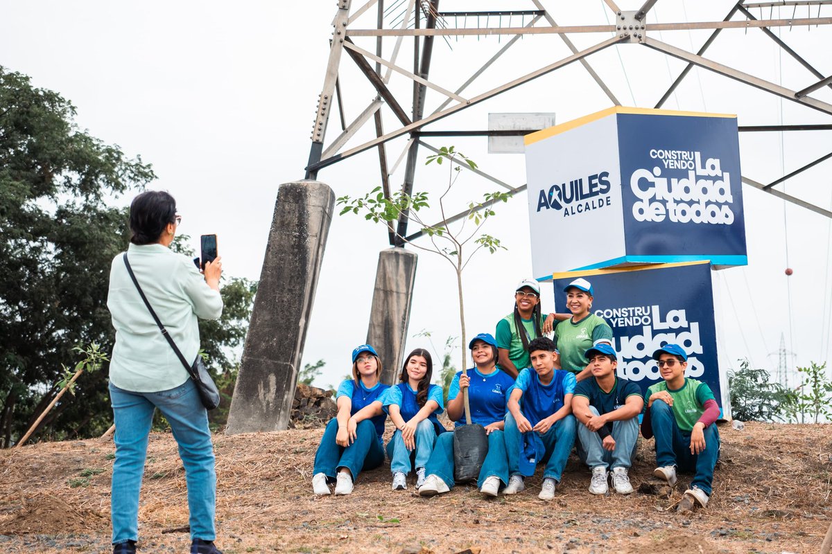 Parques EP tweet media