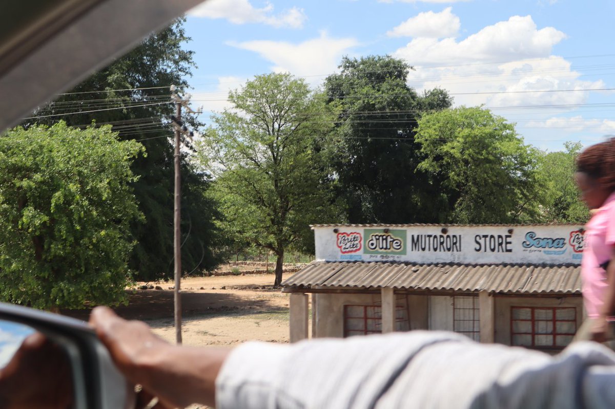 Beatonm5's tweet image. For a second, I read that as Mutoriro Store  😂 😂 😂