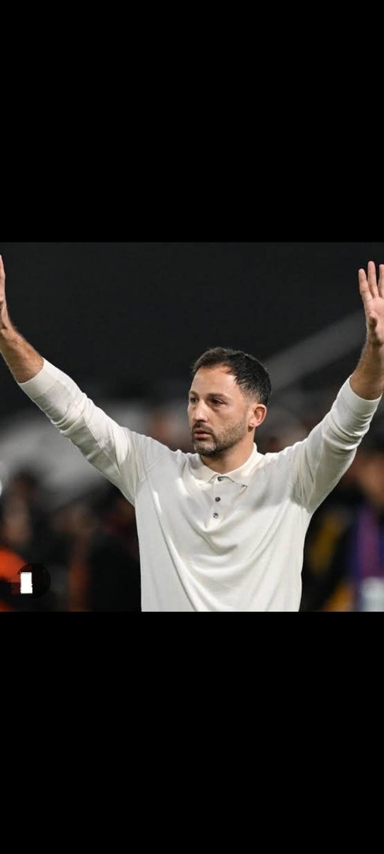 <a href="/Fenerbahce/">Fenerbahçe SK</a> Domenico tedesco Gururla sunar🏆