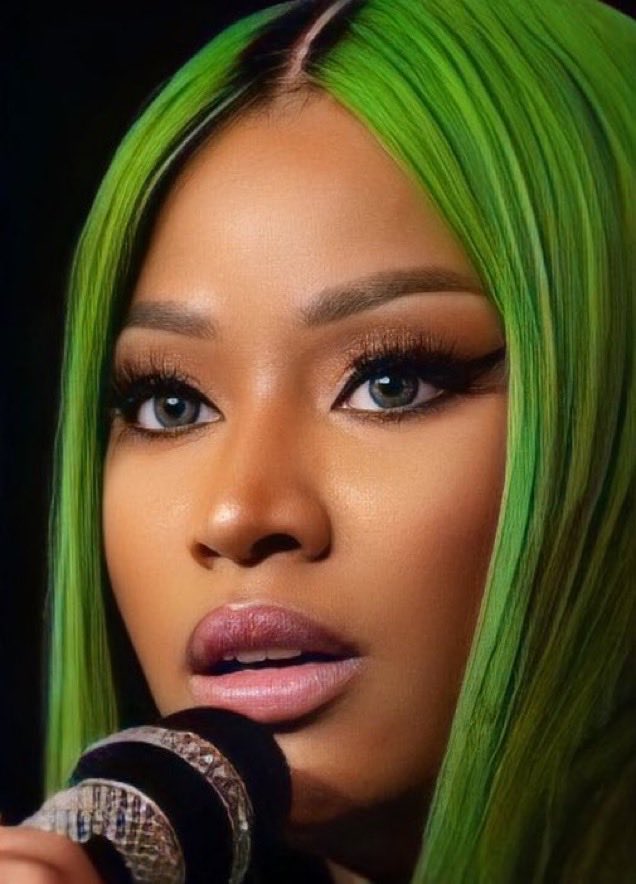 DimplesminajN's tweet image. So pretty. So, pretty? Soooo pretty.💚💚💚