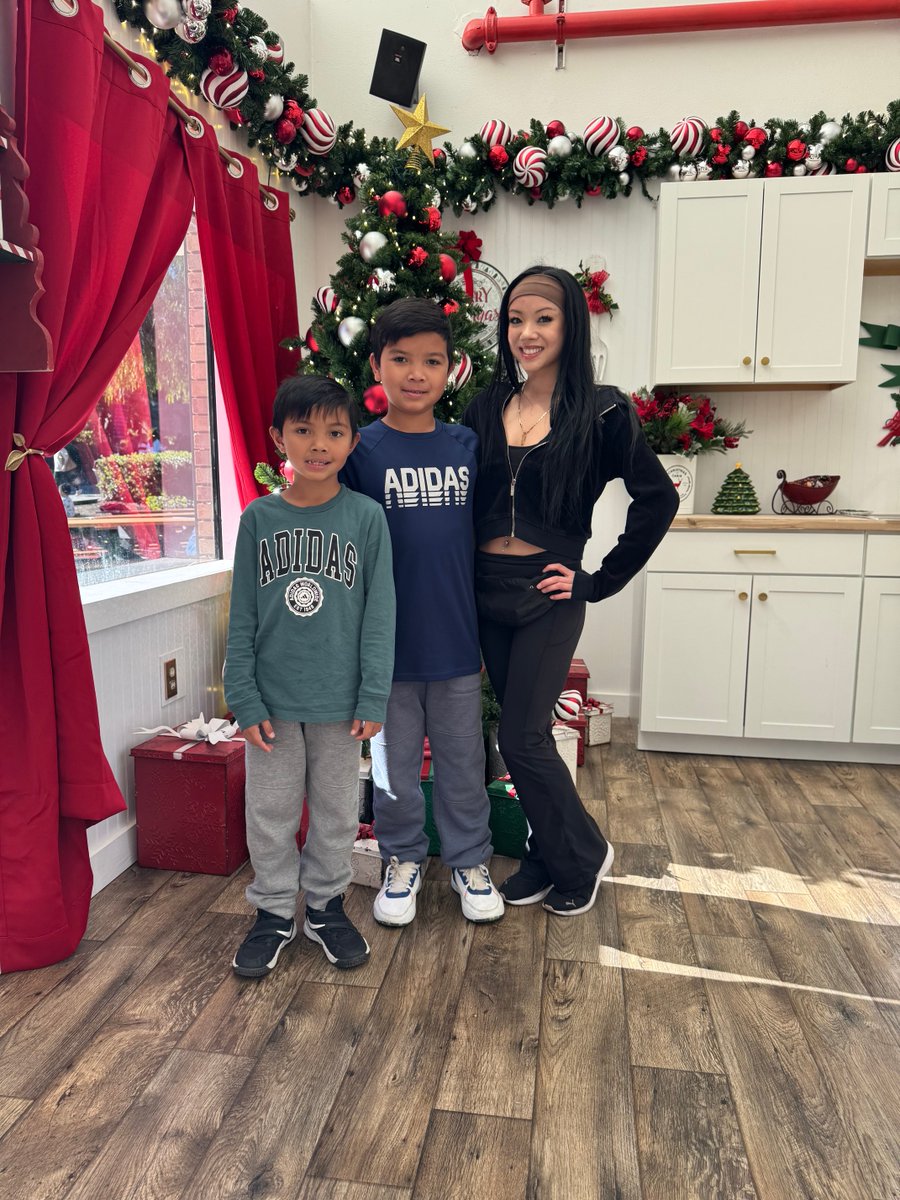 jadashell's tweet image. 