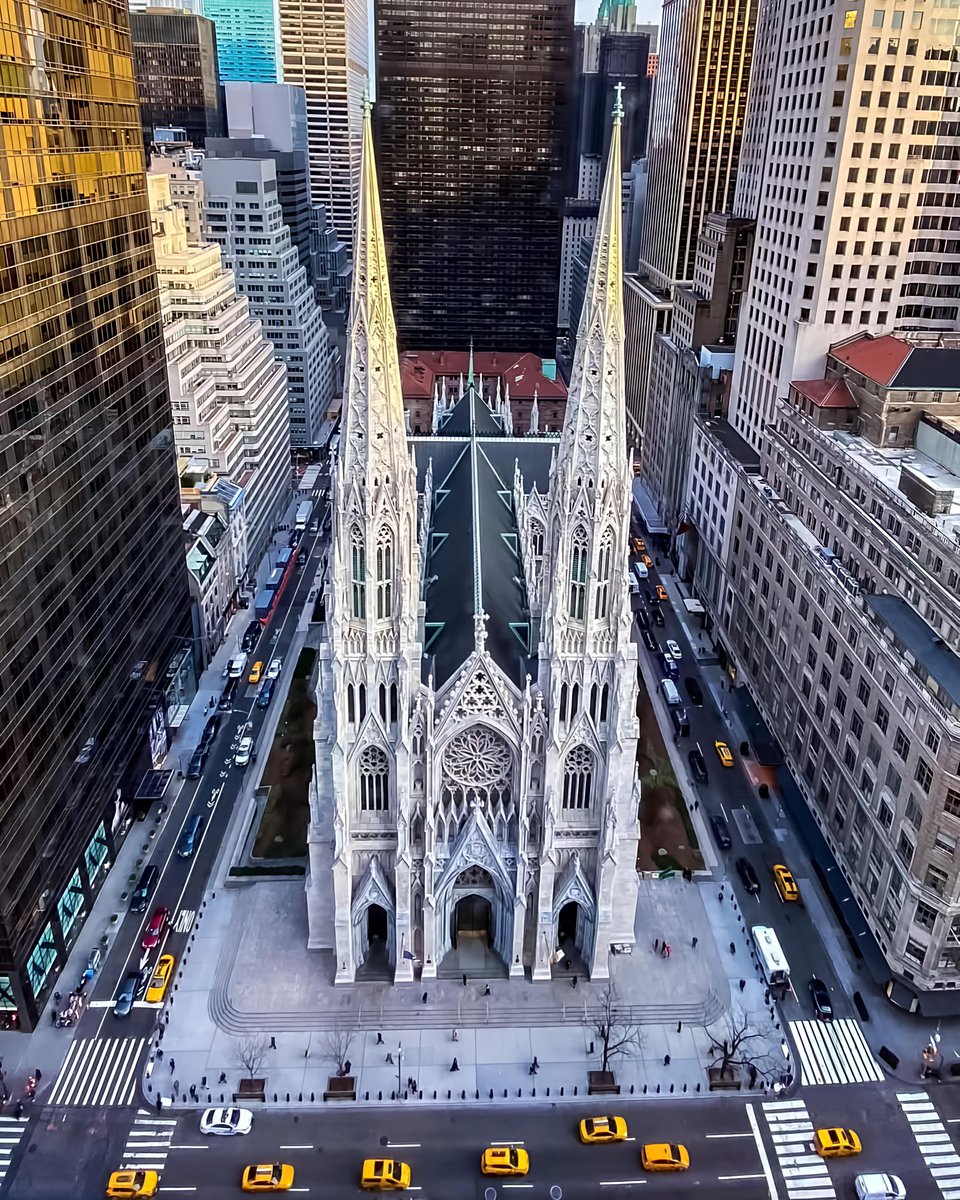 SeascapeNature's tweet photo. St. Patrick's Cathedral, New York https://t.co/XJeK14KOKX
