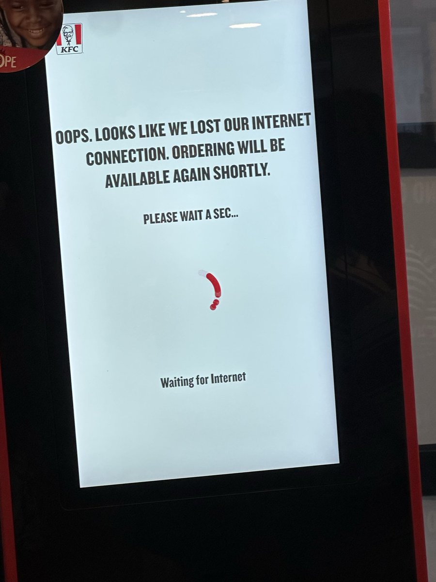 bryinstates's tweet photo. @KFCSA your Hout bay store has to be the worst store. Both payment machines are out and then when you eventually get to the front of the line you are told that they only take cash!!! There is a line out the door.. https://t.co/cgod33Ydys
