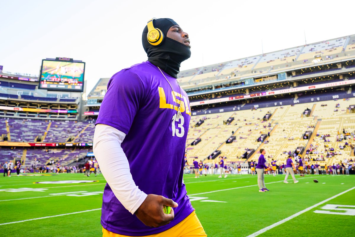 A.J haulcy ❕ MrGIVEMETHAT👿 tweet media