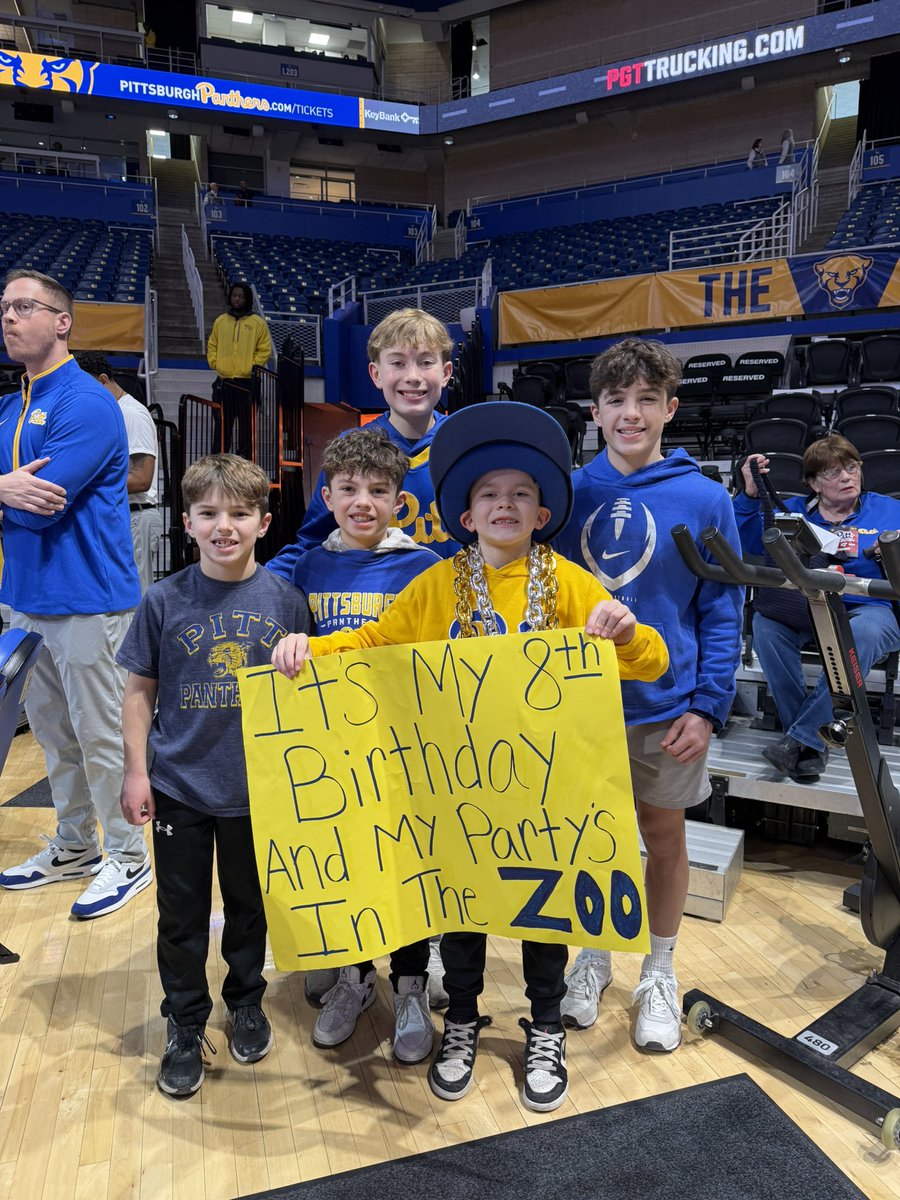 Pitt_MBB's tweet image. raising em’ right😼🎂