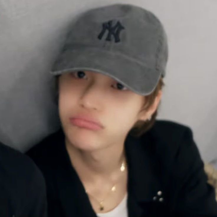 madgurlclub's tweet image. แมวปากเป้ด