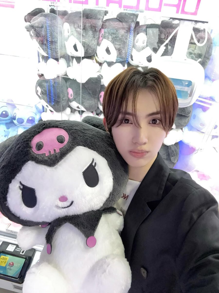 Fan_SEEUN_FR's tweet photo. 📸꙳INSTAGRAM꙳📸
10.01.2026

➪[#SEEUN]
Traduction : ❁黒い花

Seeun apparaît sur le compte Instagram officiel de @xikers_official:

"Aventure à Tokyo"
2/3

🔗https://t.co/xRQ2Fu9ryk

【Go s'Let !】

©️Instagram @/xikers_official
♯Hashtags♯ #road𝓨 #xikers #싸이커스 #세은 #KQ https://t.co/fwSX4Akh10
