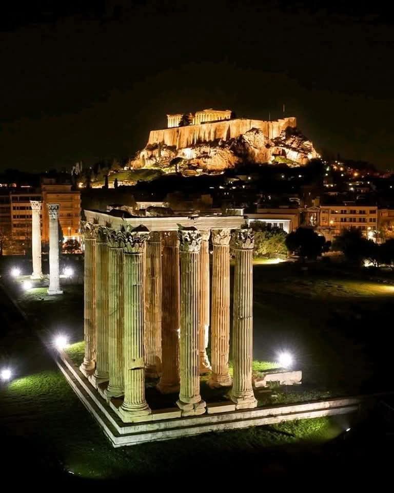 Vasia53639806's tweet image. Ναός του Ολυμπίου Διός
📷 Ηλίας Κουμουτσακος