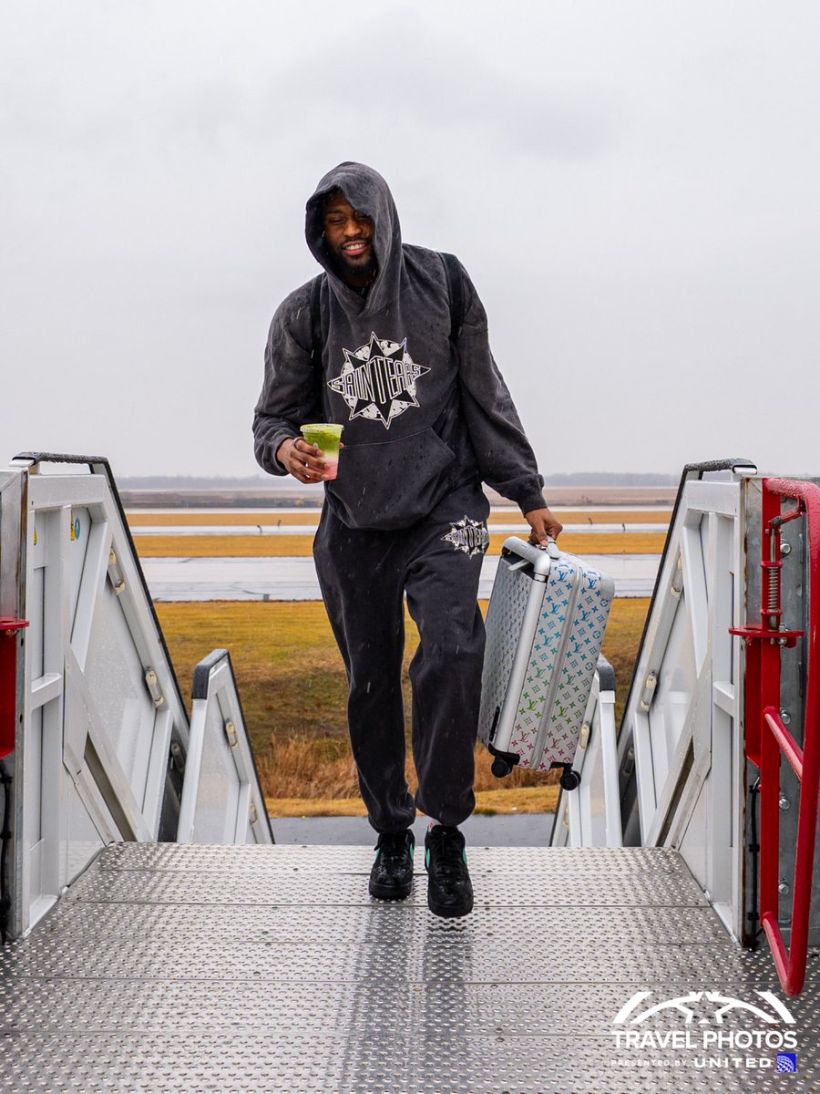 West coast bound 🏜️☀️🏔️
#ForTheDistrict | @united