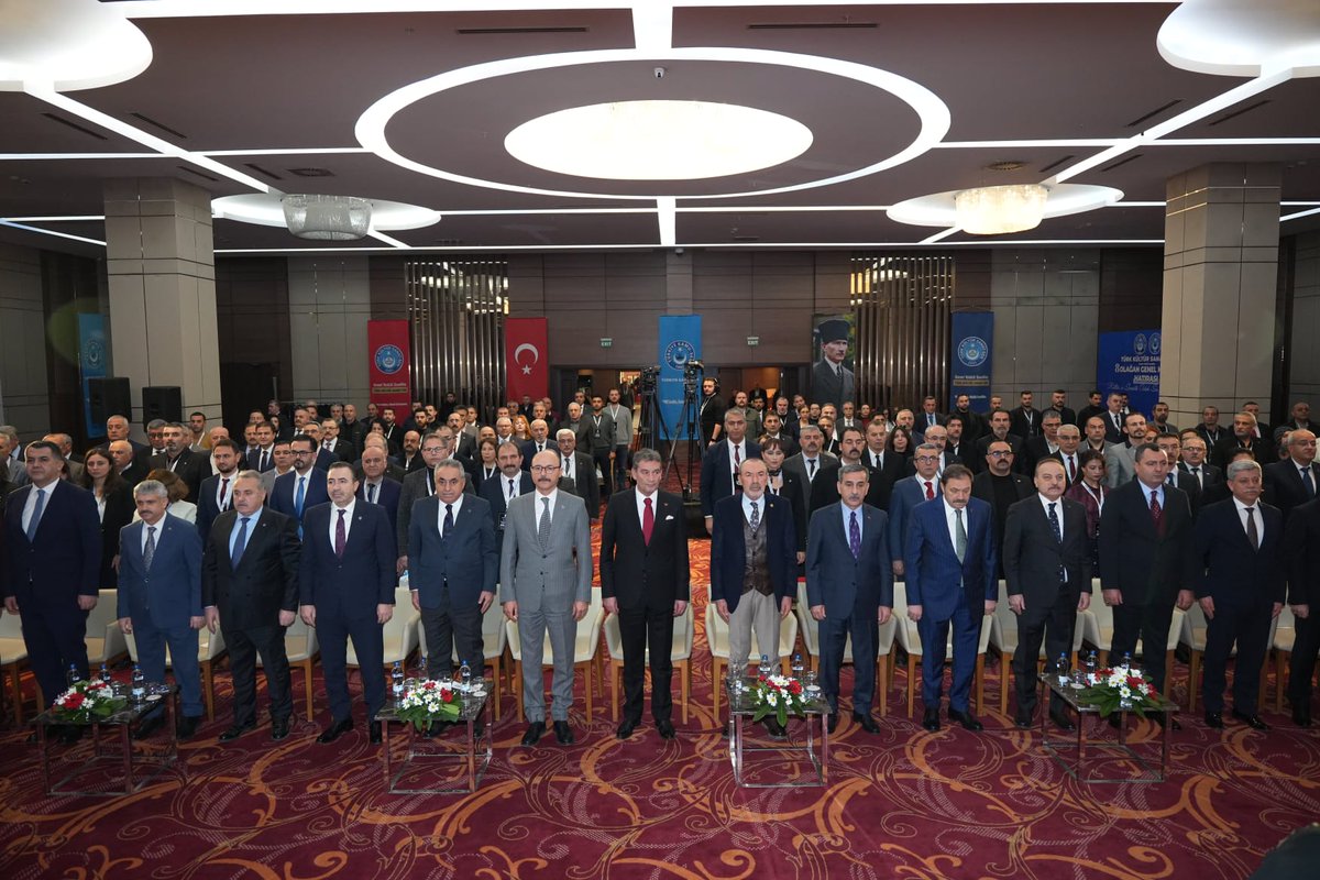 Türk Kültür Sanat-Sen’imizin 8. Olağan Genel Kurulu’nu başarıyla gerçekleştirdik.

Bu vesileyle, Genel Başkanımız Uğur Yıldırım’ı ve Yönetim Kurulu’nda görev alan tüm dava arkadaşlarımızı tebrik ediyor, yeni dönemin başarılarla geçmesini diliyoruz. <a href="/Kadirsahin701/">Kadir Şahin</a>