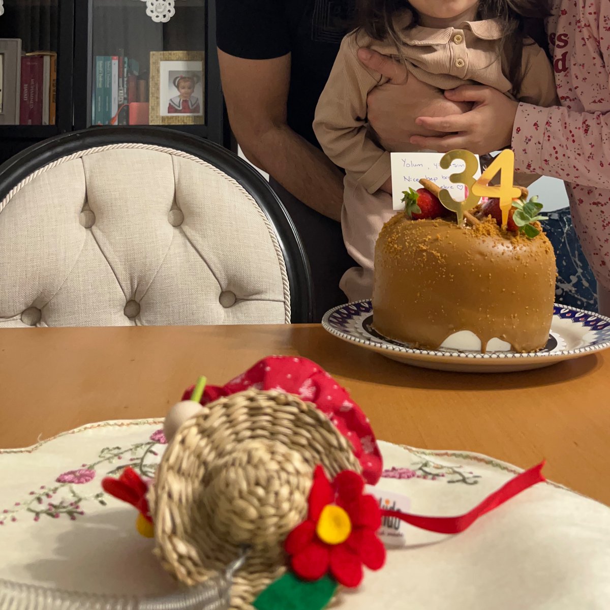 20'li yaşlardan 30'lu yaşlara ve nicelerine...Yolum,yoldaşım iyi ki doğdun🩷