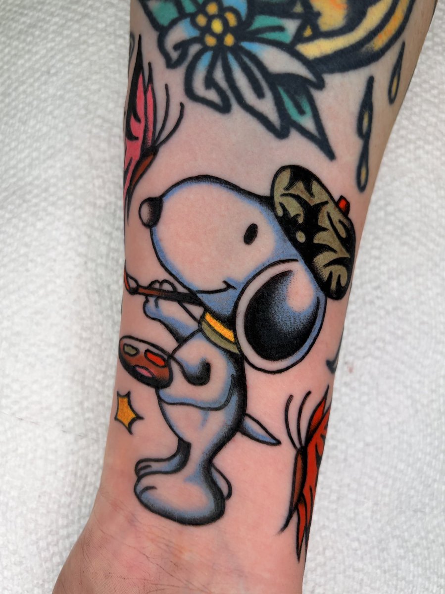 art snoopy made today 😋🌈