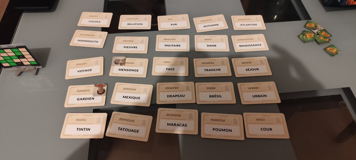 Yûko Scarlet tweet media