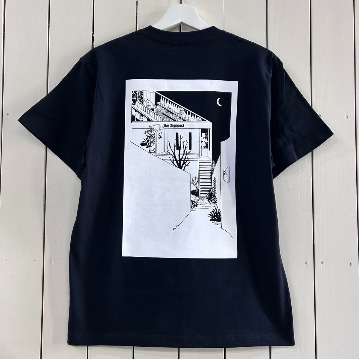 Bar_Signpost's tweet image. 福岡大名梅酒バー　サインポスト

16周年の記念Tシャツ作りました。

感謝の気持ちを込めて、
お会計4,000円以上のお客様に、数量限定オリジナルTシャツをプレゼント！

なくなり次第終了となります。
ぜひ一緒に16周年を乾杯しましょう。