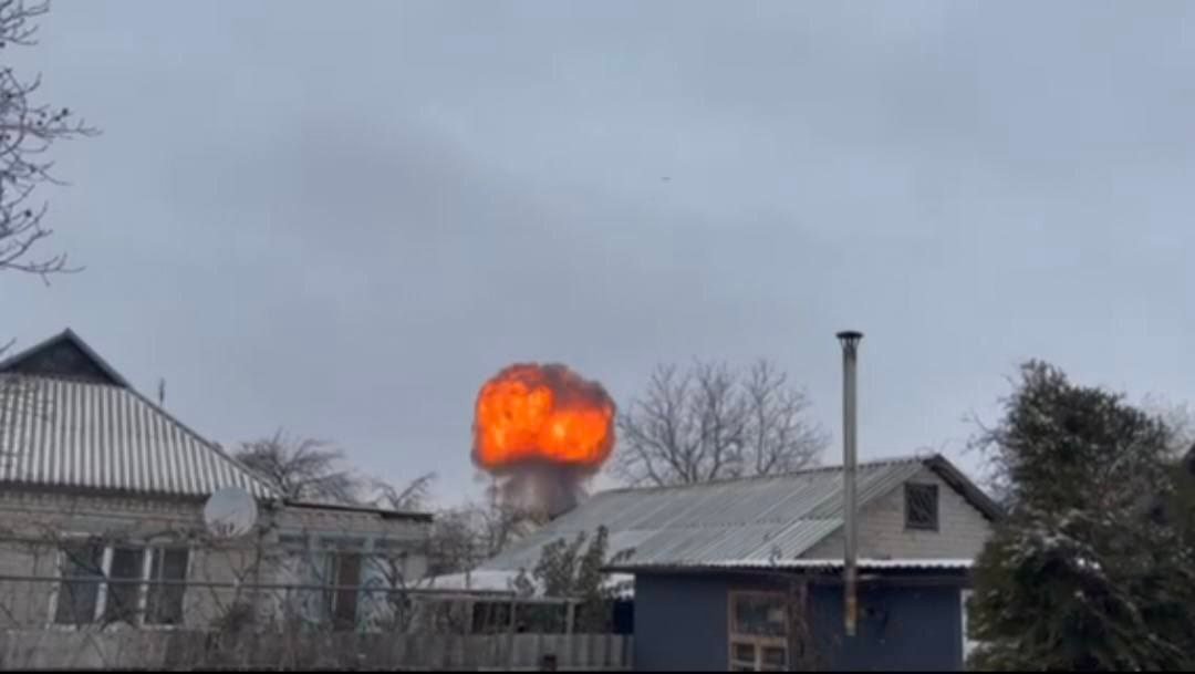 Rajendr67215893's tweet image. Today's strikes by "Geran" drones against infrastructure in the Lozova district, Kharkov region.
#SpecialMilitaryOperation
#Arrivals
#NaziUkraine