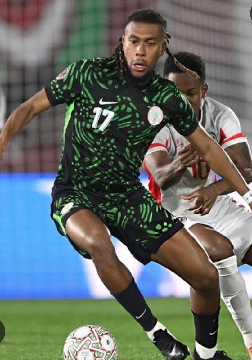 AkamoOkikiola's tweet photo. Enough of the Baleba hype I think Alex Iwobi is currently the best midfielder in Africa as he is unmatched right now.

This AFCON Tournament is a testament. 
He looks so assured on the ball and has a strong foot for line breaking passes that could split opposition defenses. 

He is truly Jay Jay Okocha's cousin for a reason
He is truly him. 
#AFCON2025
#ALGNGA 
#SuperEagles 
#nigeriavsalgeria