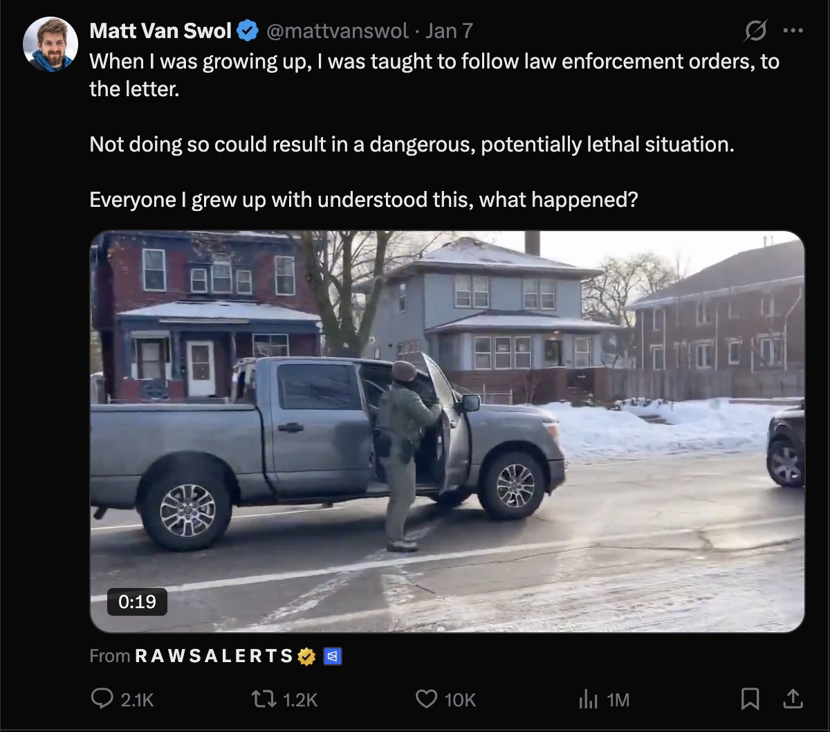 Matthew_Kupfer's tweet image. In a past life, I was a reporter in Putin's Russia. 

During that time, a leading Russian opposition journalist told me he feared interactions with law enforcement because a police officer could easily plant drugs on him to fabricate a criminal case.

A few years later, a totally…