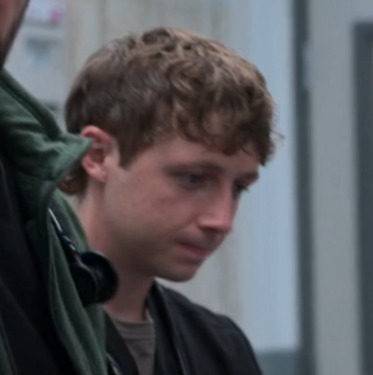 huckleberry_boy's tweet photo. Hucklerobby / episode 1 details

Dennis' face after he calls Robby "boss" he looks like he's thinking 'I shouldn't have called him that, I'm so obvious, everyone totally knows we're fucking now' https://t.co/nRJUkp9qQD