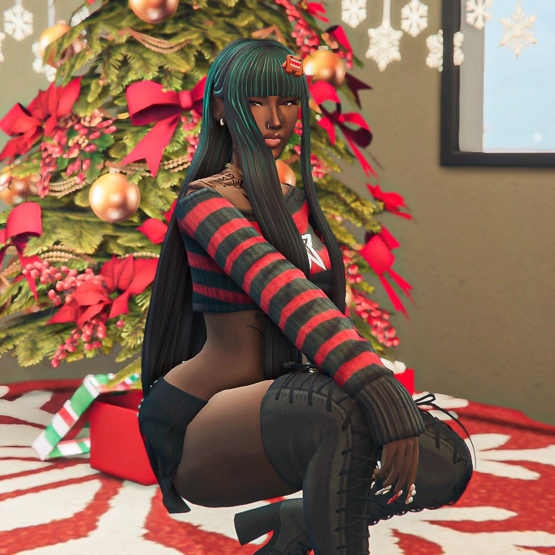 angelxalessa's tweet image. Yes I have my Christmas tree up still mind your business 💋