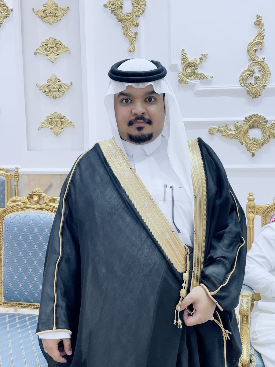 alkhulad2's tweet photo. #يحدث_الآن 
حفل زواج الشاب  نادر بن مشعل  الحارثي،وسط حضور لفيف من الأقارب وأبناء القبيلة.
مع تمنياتنا للعريس بالتوفيق ونسأل الله أن يرزفة  الذرية الصالحة. https://t.co/BOmDZarmHG