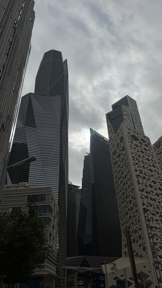 To7vd's tweet image. Winter 🤍🤍