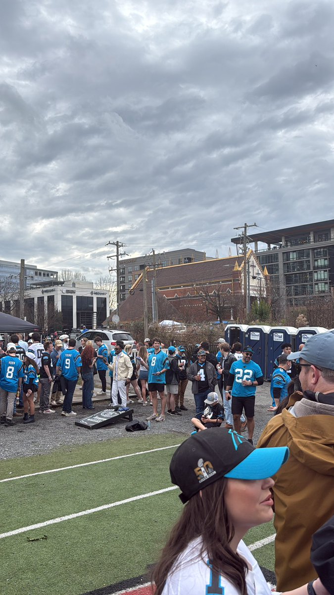 AlanSmitty2's tweet image. Playoff football in the Carolinas