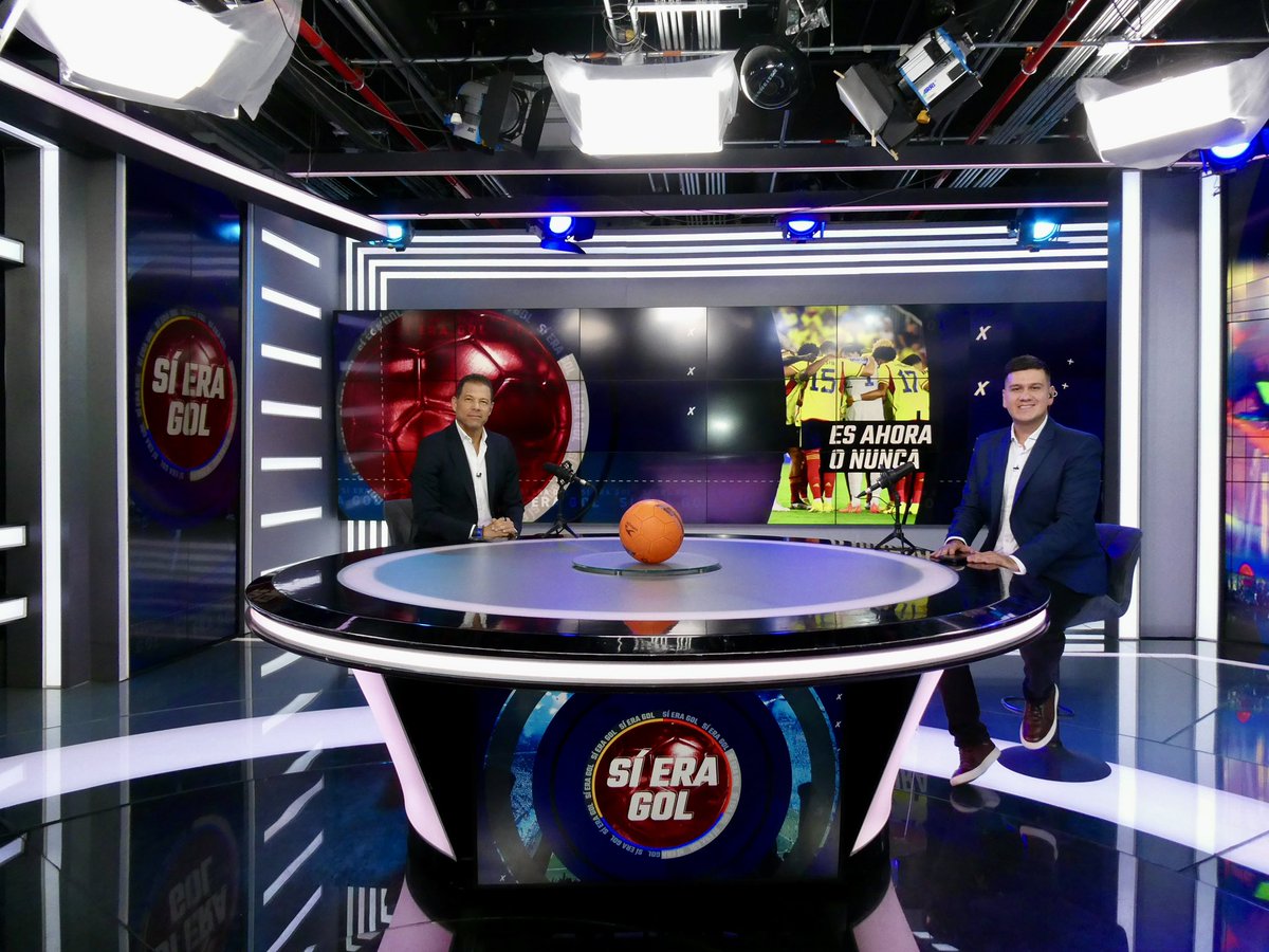 carogomezsn's tweet photo. ATENCIÓN que se viene algo GRANDE⚠️

A partir del próximo 15 de enero, el fútbol⚽️ se toma @RedMasNoticias. ‘SI ERA GOL’, será un espacio dedicado a la información, análisis y opinión del deporte más importante del mundo. 

Con la dirección editorial de @GiovanniCelisS, la dirección deportiva de @Theo_Gonzalez, toda la experiencia futbolística del mejor arquero que ha tenido la selección colombia @Ocordoba001 y un robusto equipo periodistico, llevaremos el mundo del fútbol a sus pantallas desde las 6 pm en Red+. 🥳

No se pierdan SI ERA GOL en @RedMasNoticias ⚽️ 

Canal 101 y 1001 de Claro.