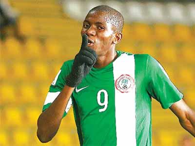 Nsukka_okpa's tweet image. Victor Osimhen first gained media attention at the age of 13, when his team defeated a local rival 23-0 in a game.

He scored all 23 goals in 56mins ❤️

Give him the Ballon D’or ❤️