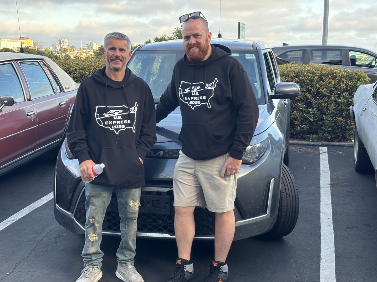 Brett Hatfield tweet media