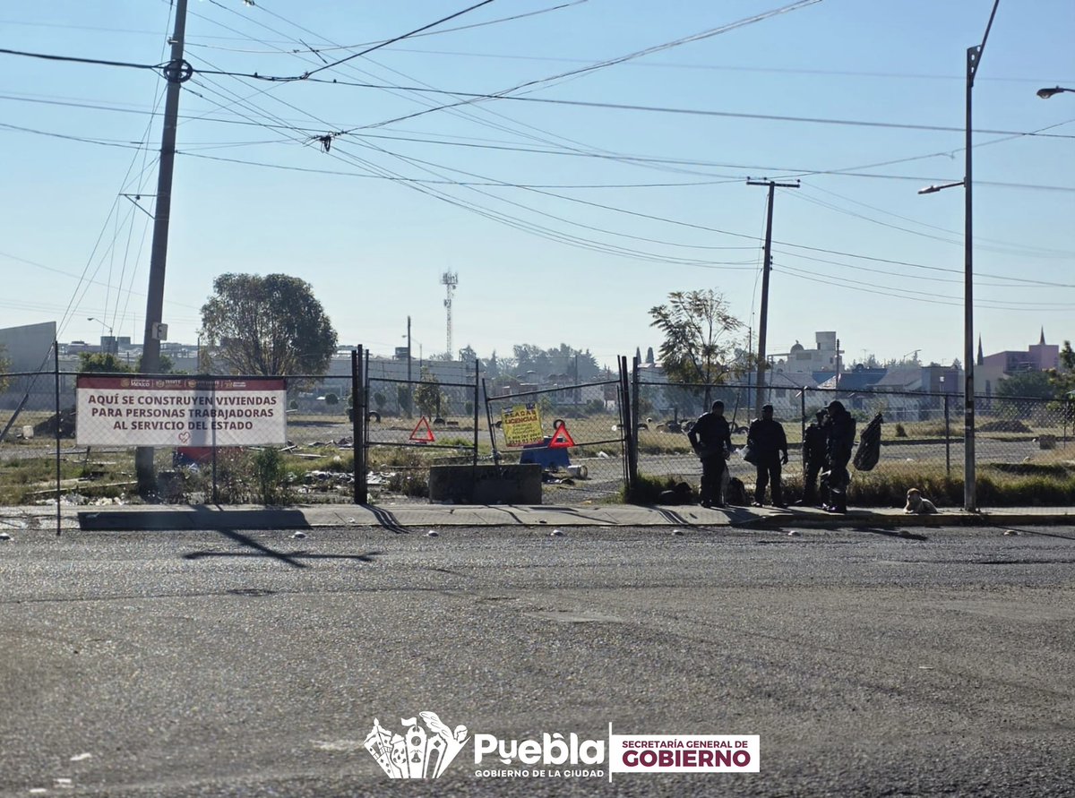 Con el objetivo de mantener el orden, la seguridad y la gobernabilidad en la zona de Villa Verde, el gobierno de <a href="/pepechedrauimx/">Pepe Chedraui 🇲🇽</a> desplegó un operativo conjunto con la <a href="/Segob_Puebla/">SEGOB Puebla</a>, la <a href="/SSPGobPue/">Secretaría de Seguridad Pública</a> y la <a href="/FiscaliaPuebla/">FGE Puebla</a>, para inhibir la venta de vehículos a las afueras del extinto