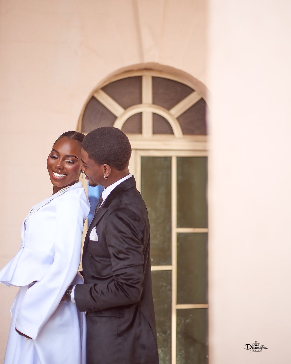 dannybeestudios's tweet photo. Love story photographed by The Lens Goddess.📸😍

#love #wedding https://t.co/LAYxPtavfZ