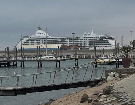 Travel Expert <a href="/OnantaForbes/">Onanta Forbes</a> continued her <a href="/regentcruises/">Regent Seven Seas Cruises</a> cruise down the west coast of Africa last week so we'll get an update from her on this week's #podcast. Plus, <a href="/RewardsCanada/">RWRDS Canada</a>'s list of the Top Travel Rewards Credit Cards. Listen now at bit.ly/4sACfzW #TravelTips