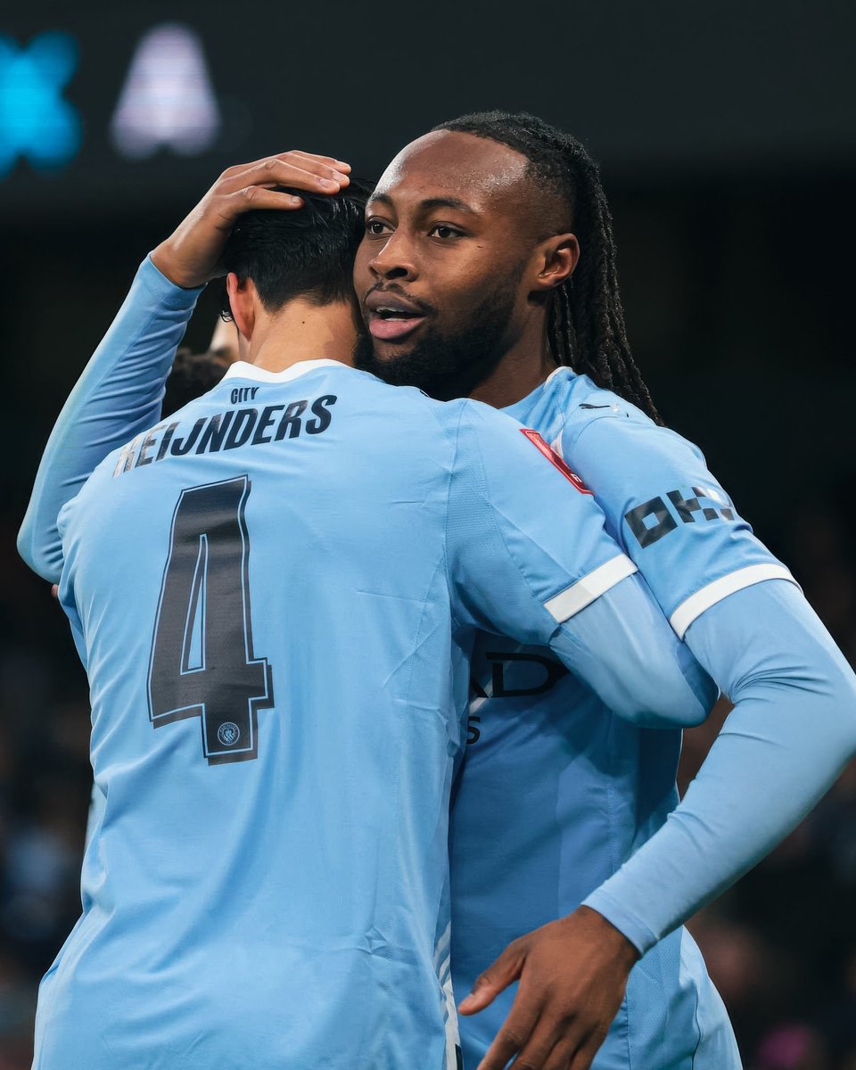 T_Reijnders's tweet image. Welcome to the team @antoinesemenyo 👏🏻⚽️🅰️